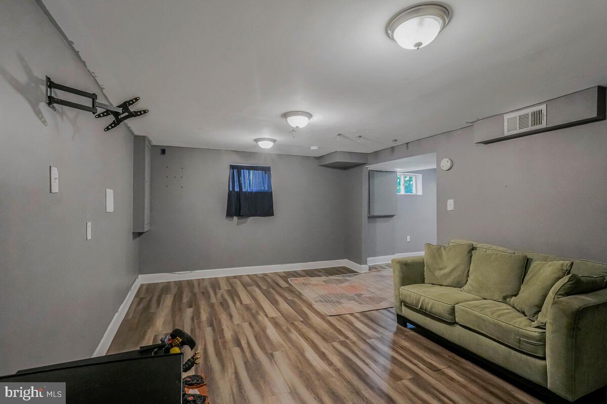 DEER PARK HEIGHTS-ADDN - Residential