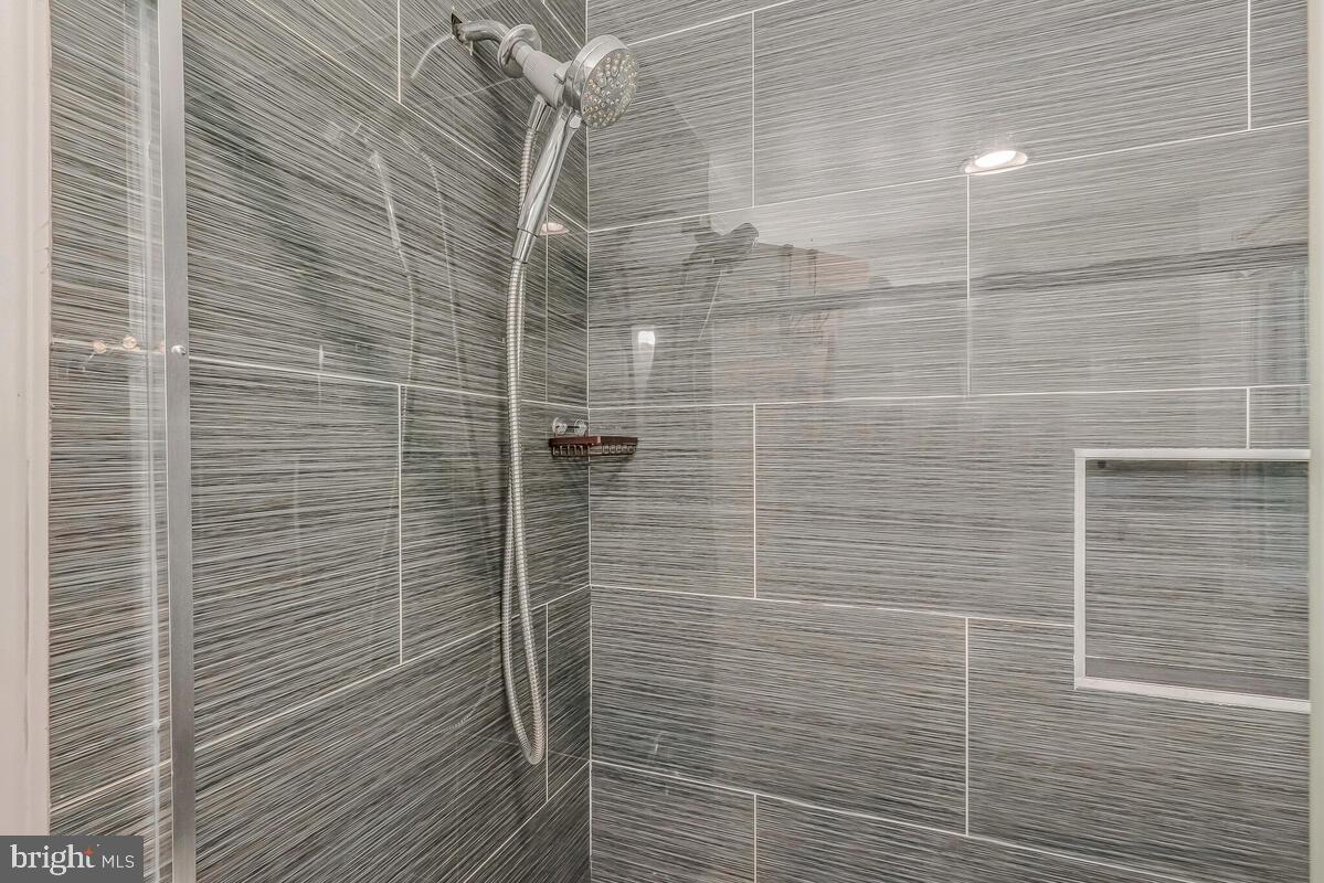 DEER PARK HEIGHTS-ADDN - Residential