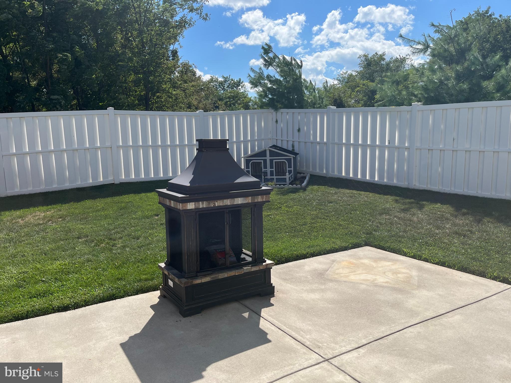 THE GALLERY - Residential Lease