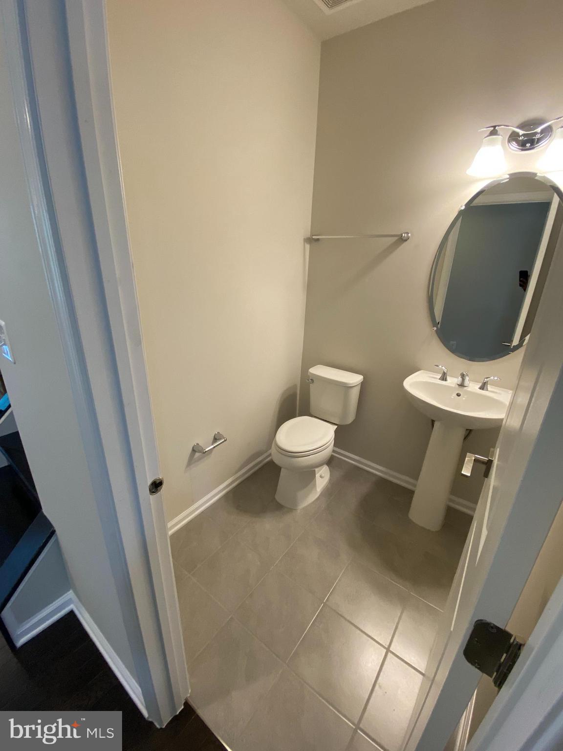 MARLBORO RIDGE ESTATES - Residential Lease