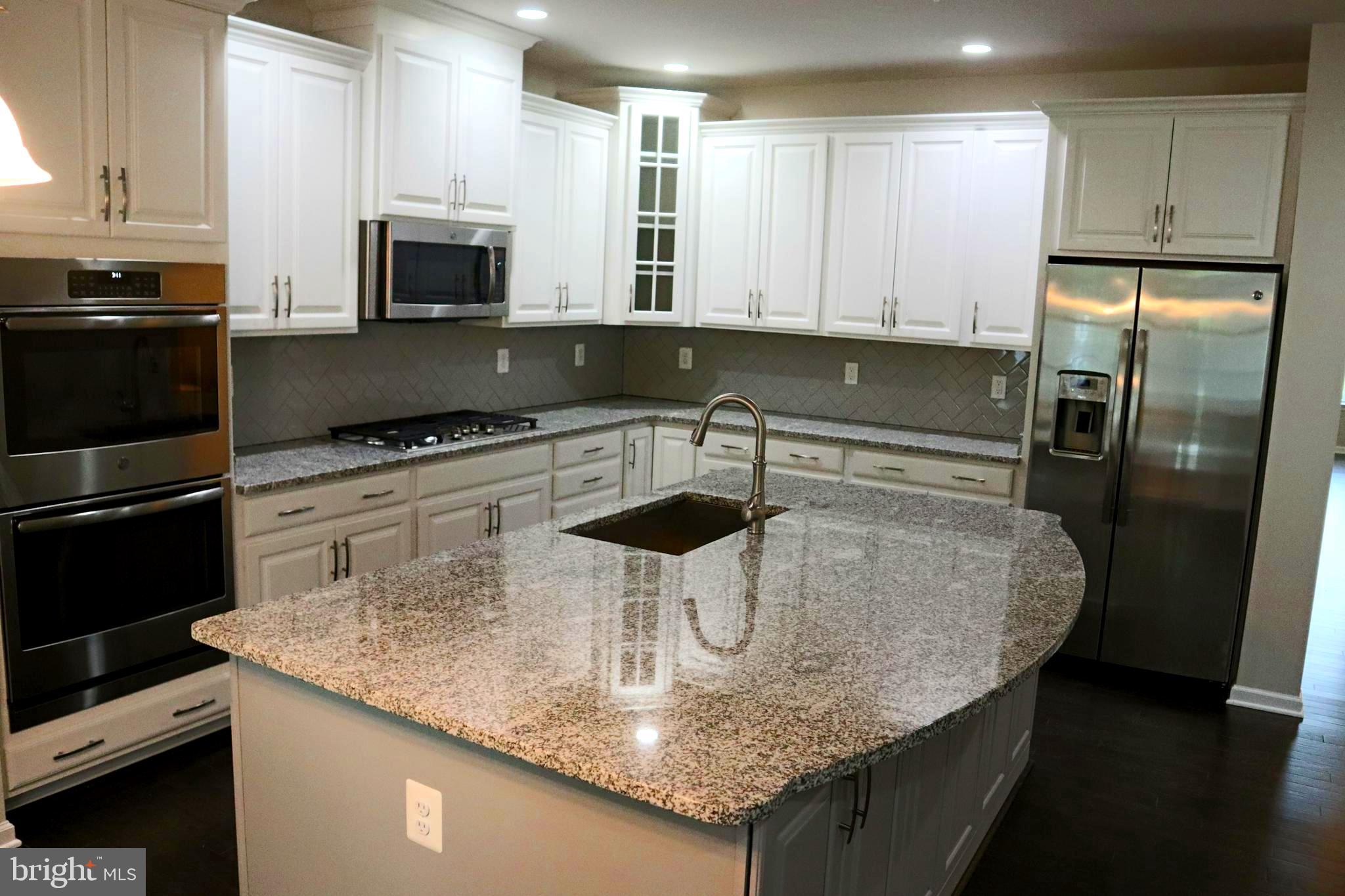 MARLBORO RIDGE ESTATES - Residential Lease