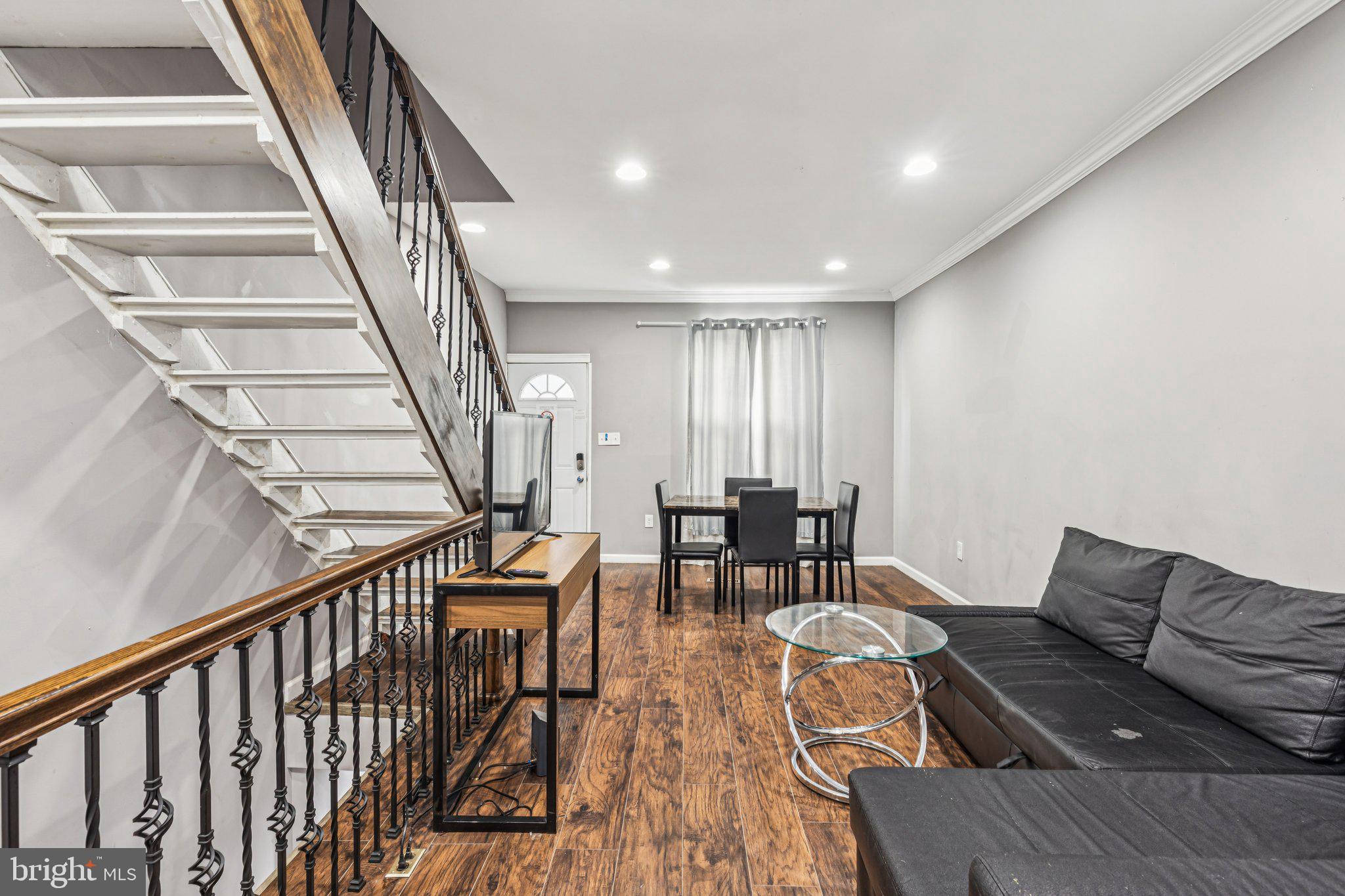 MANTUA - Residential