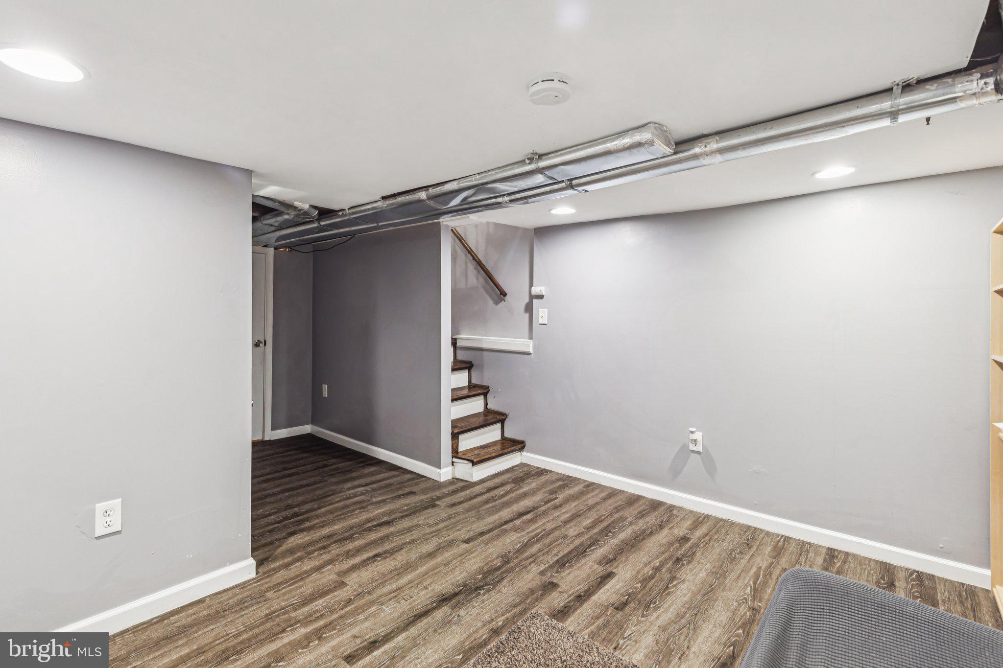 MANTUA - Residential