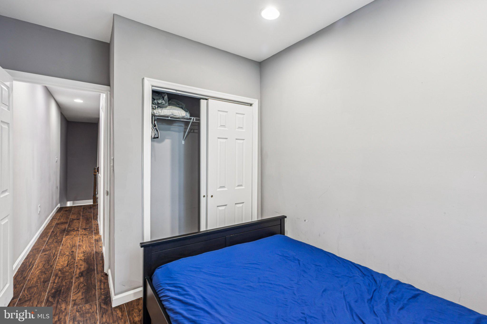 MANTUA - Residential