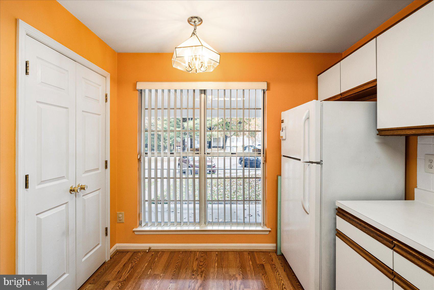 WHISPERING MEADOW - Residential