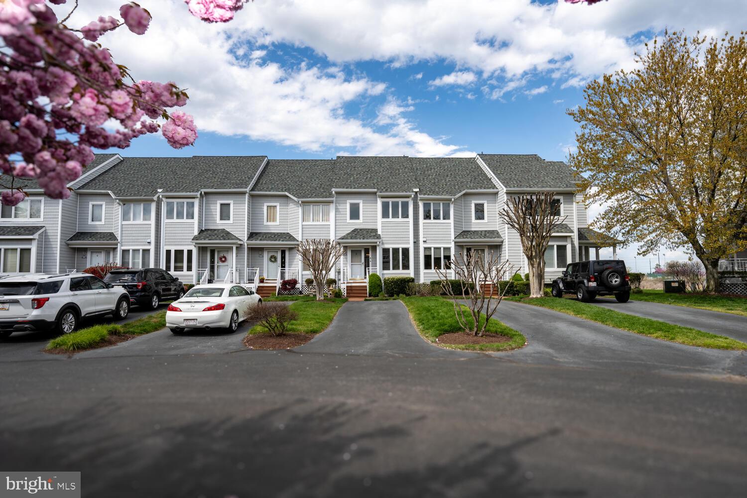 1004 OYSTER COVE DRIVE