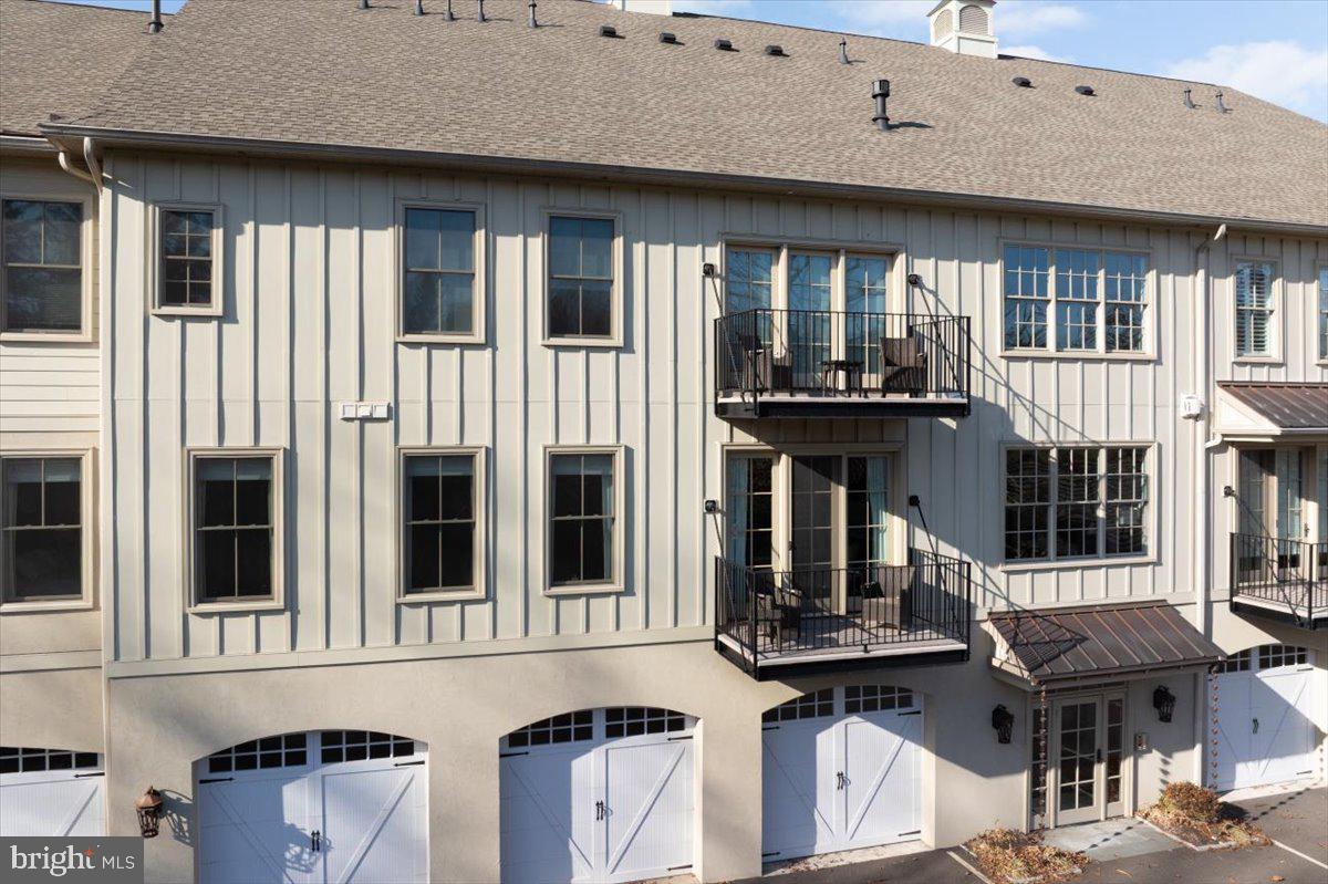 TOWNS EDGE - Residential