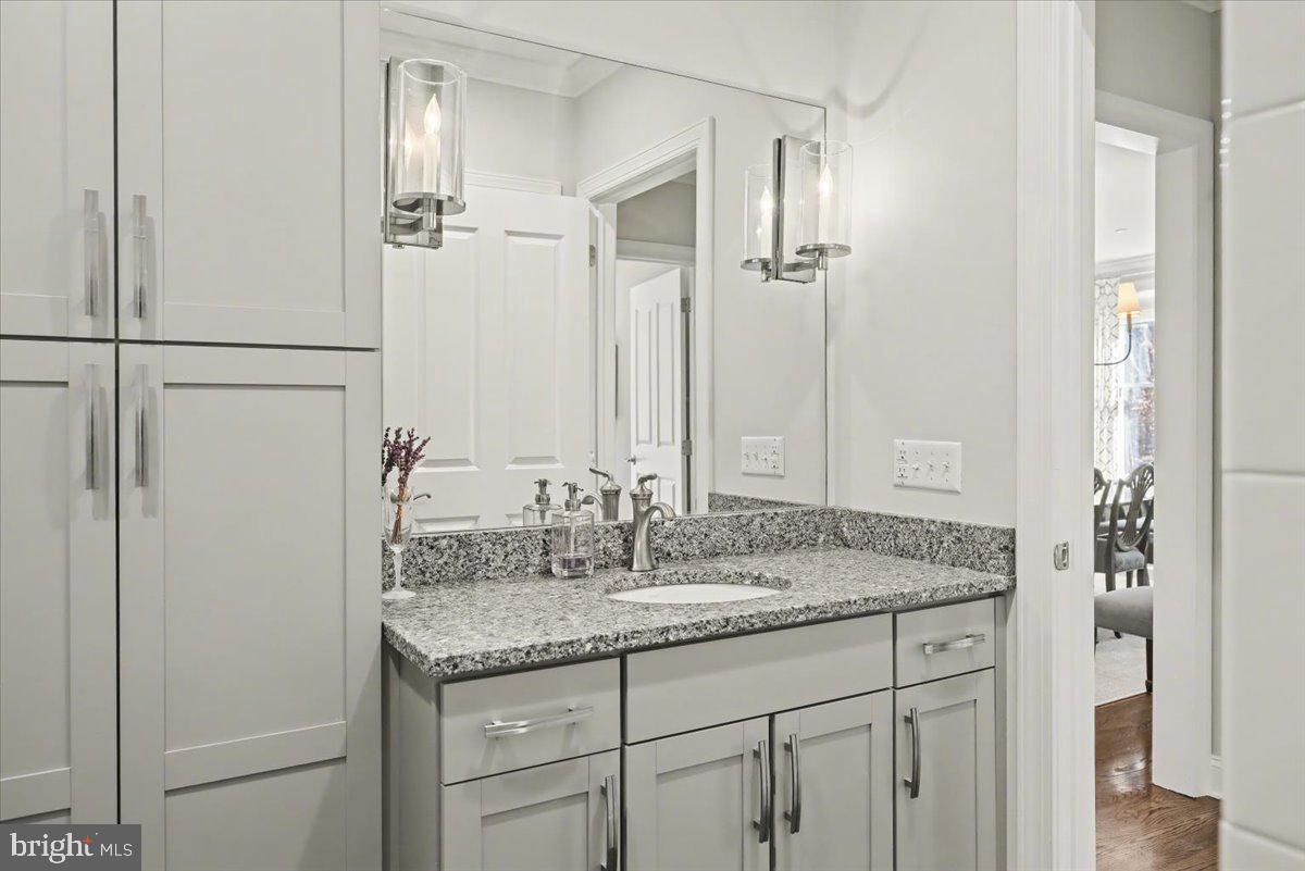 TOWNS EDGE - Residential