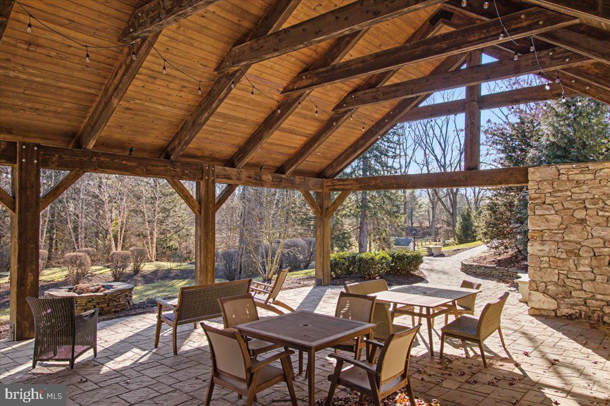 TOWNS EDGE - Residential