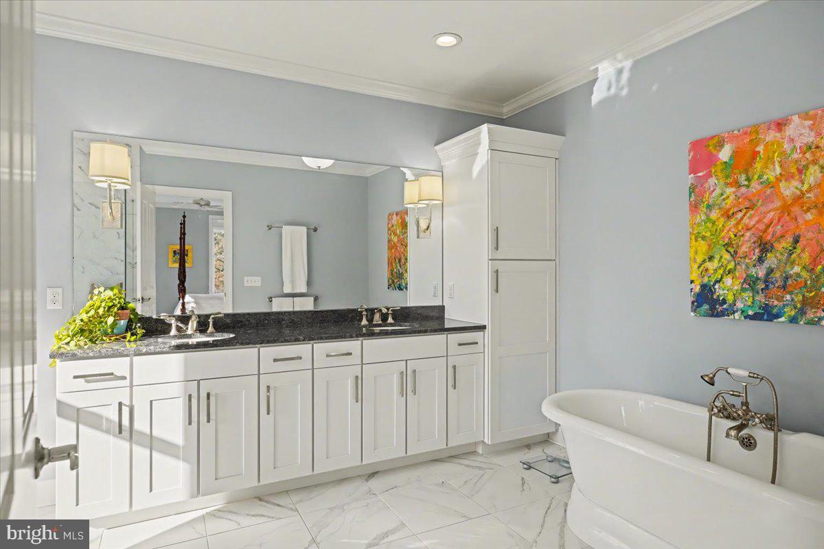 TOWNS EDGE - Residential