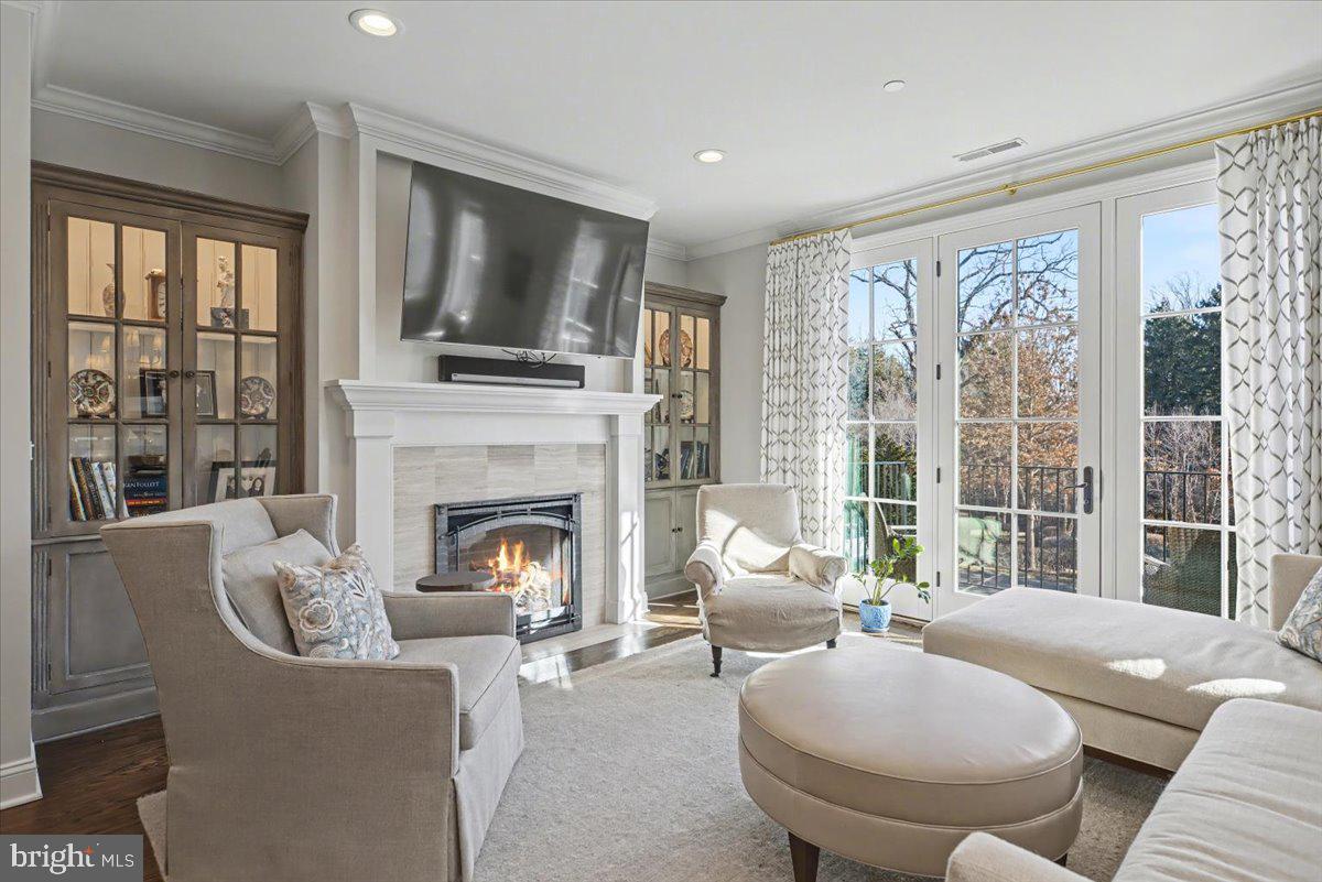 TOWNS EDGE - Residential