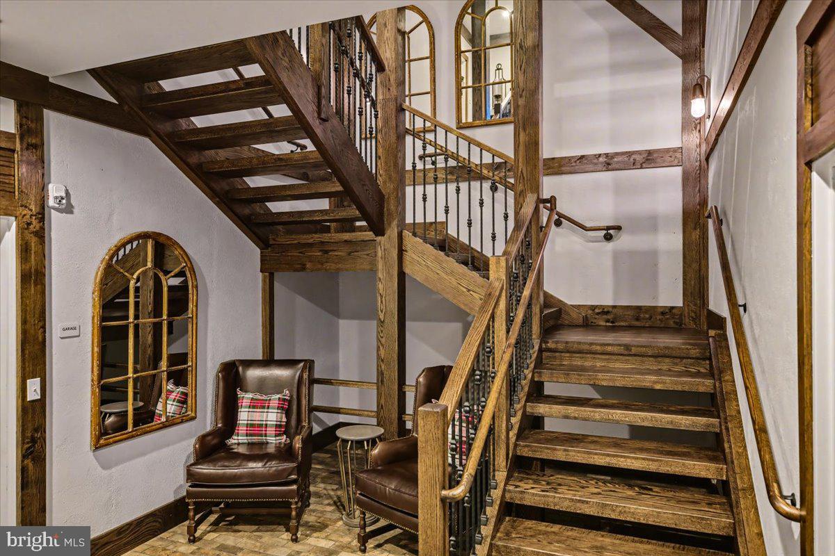 TOWNS EDGE - Residential