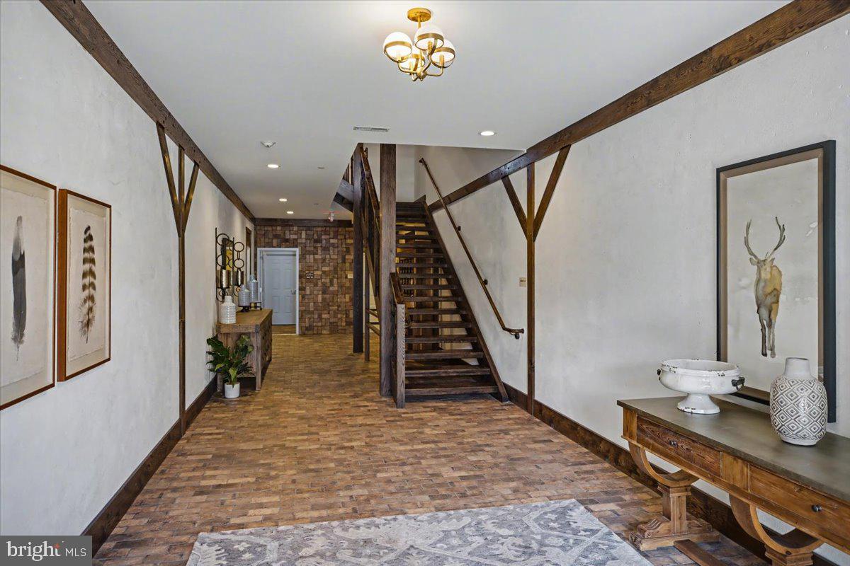 TOWNS EDGE - Residential