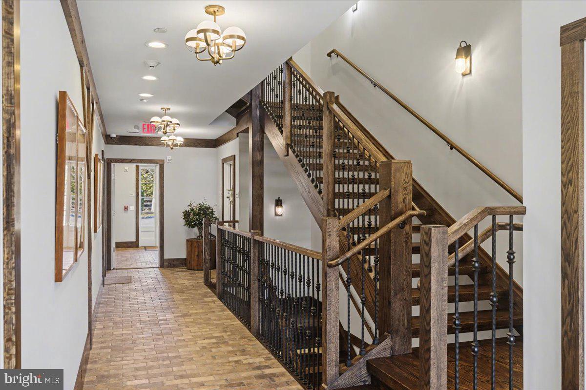 TOWNS EDGE - Residential