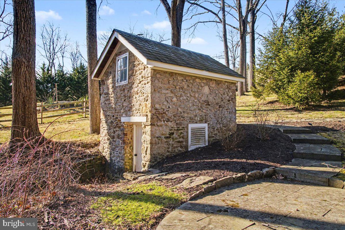 TOWNS EDGE - Residential