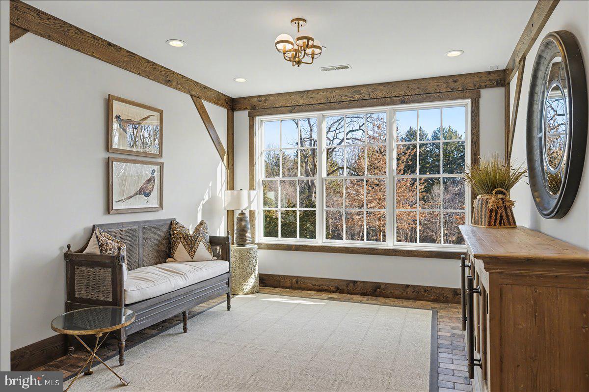 TOWNS EDGE - Residential