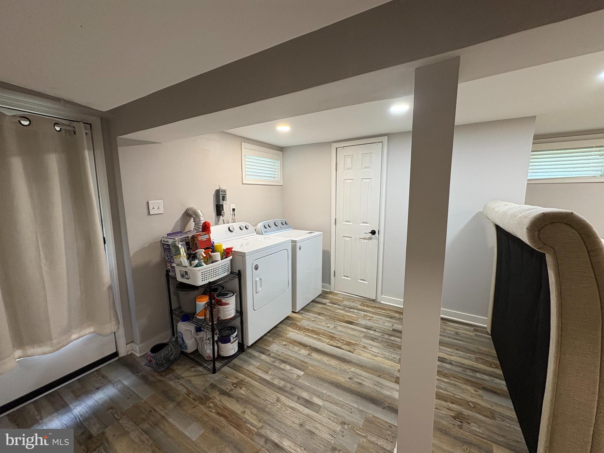 DEANWOOD - Residential Lease