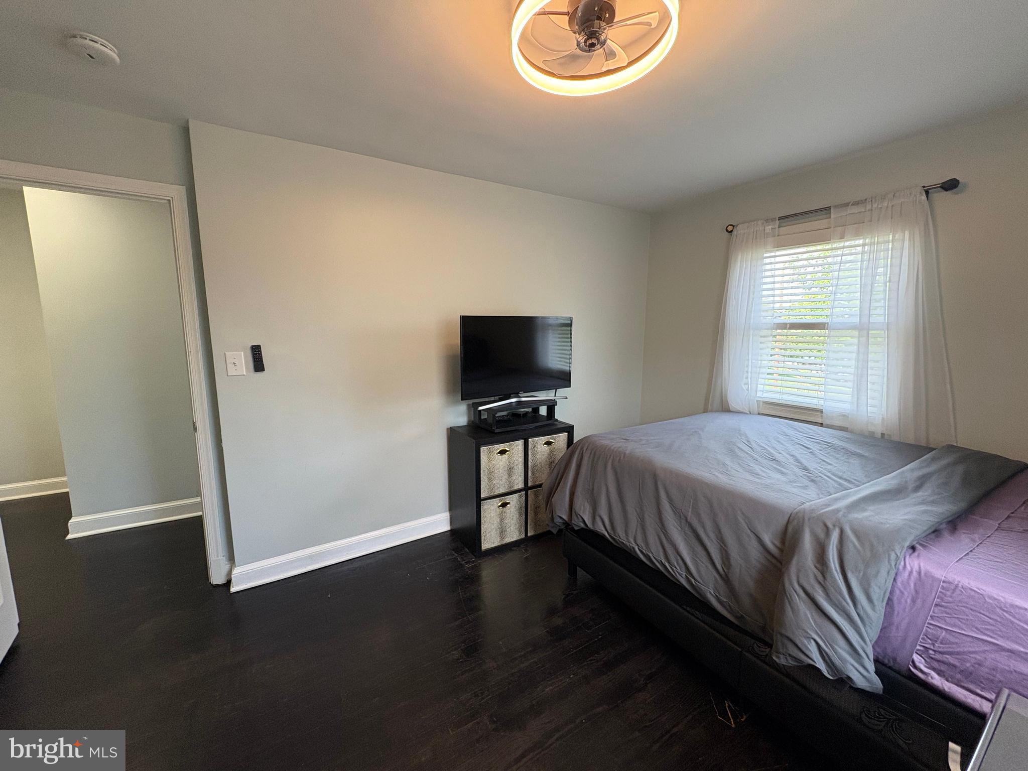 DEANWOOD - Residential Lease