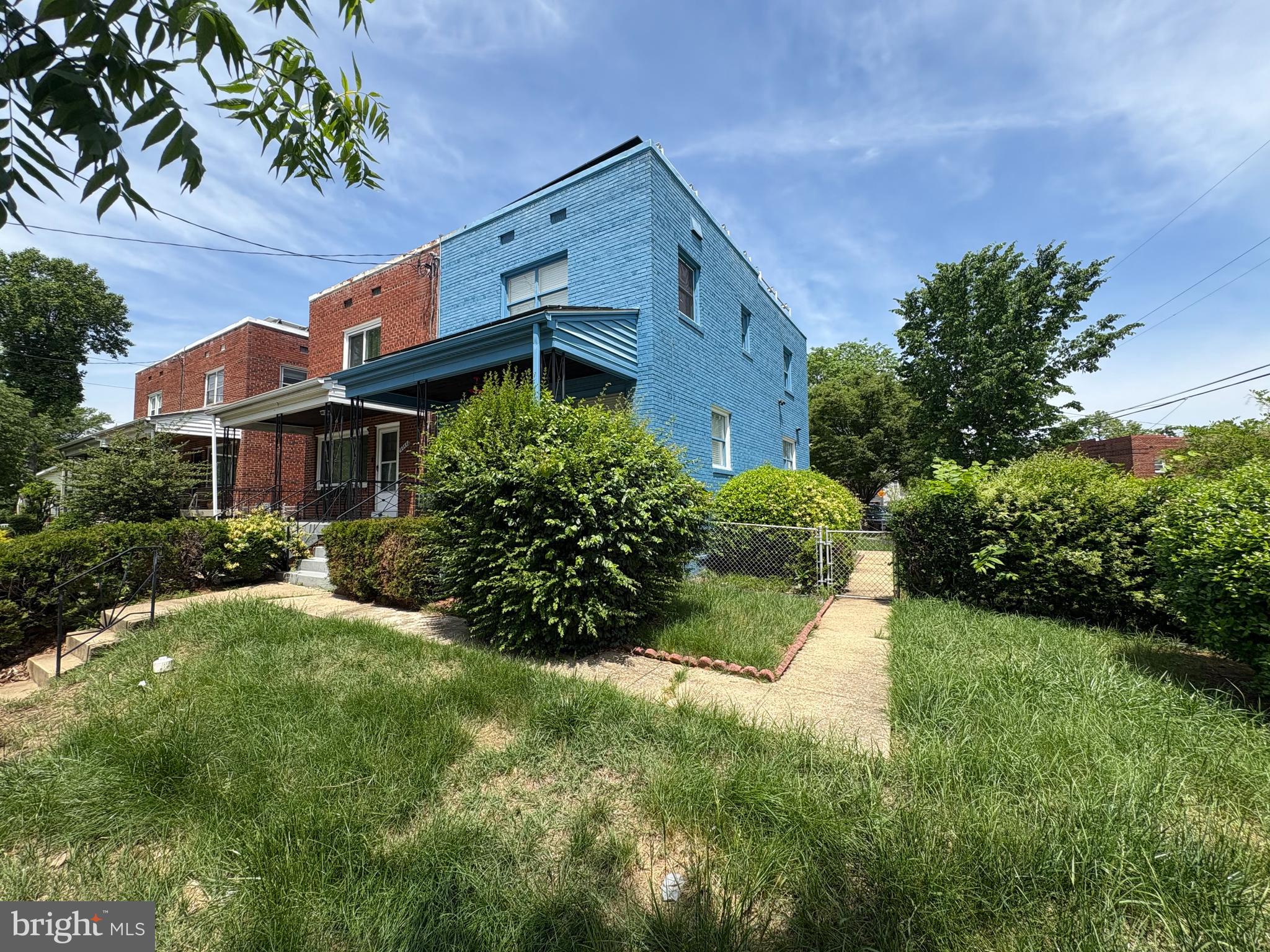 DEANWOOD - Residential Lease