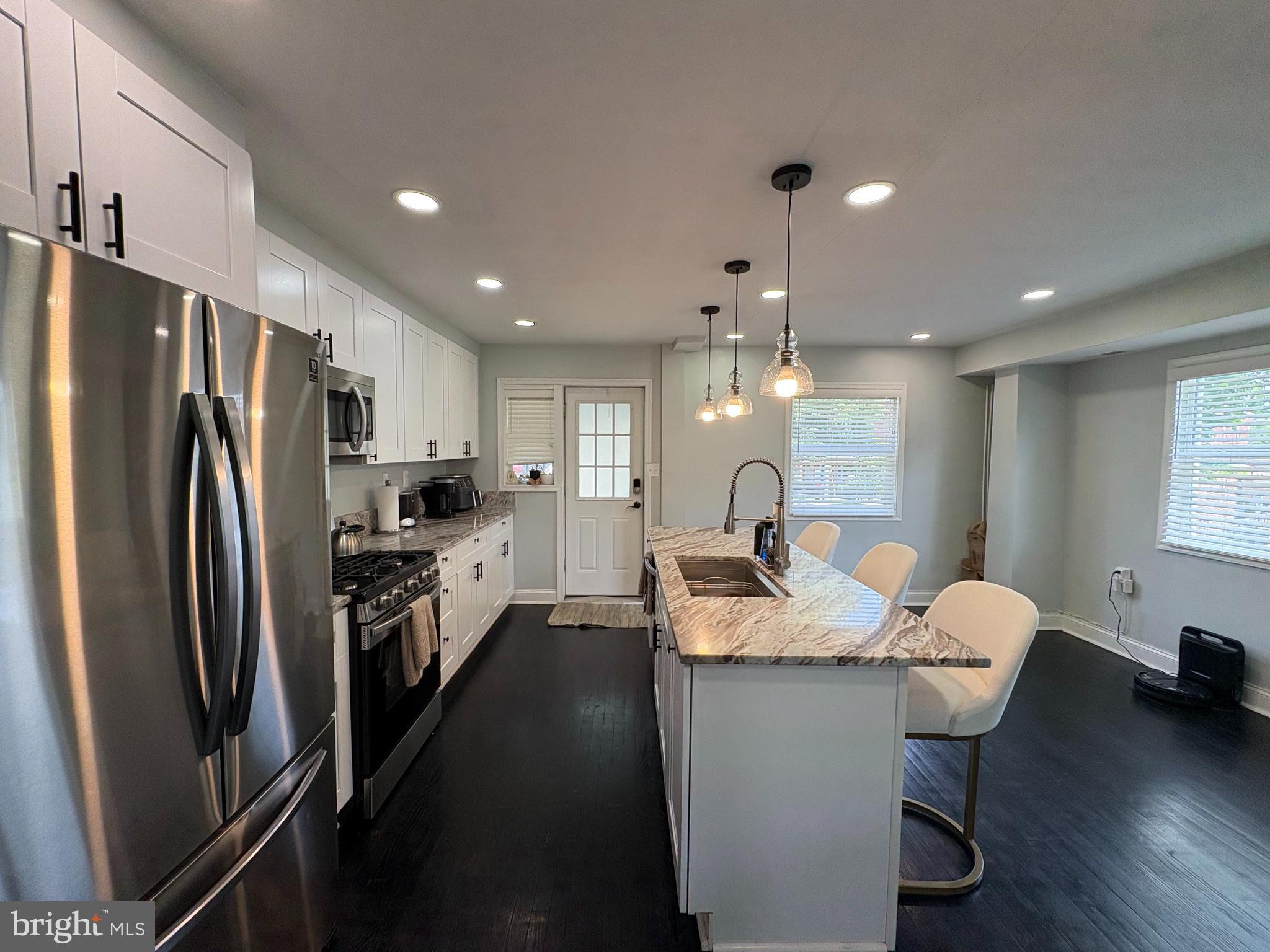 DEANWOOD - Residential Lease