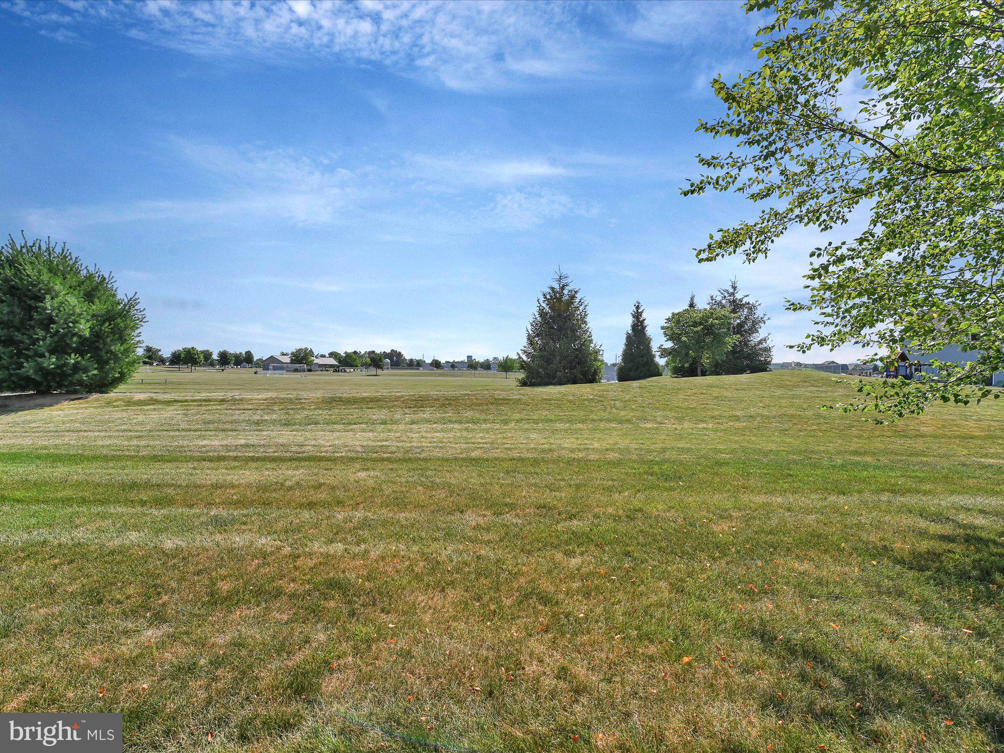 FOUR SEASONS AT ELM TREE - Residential