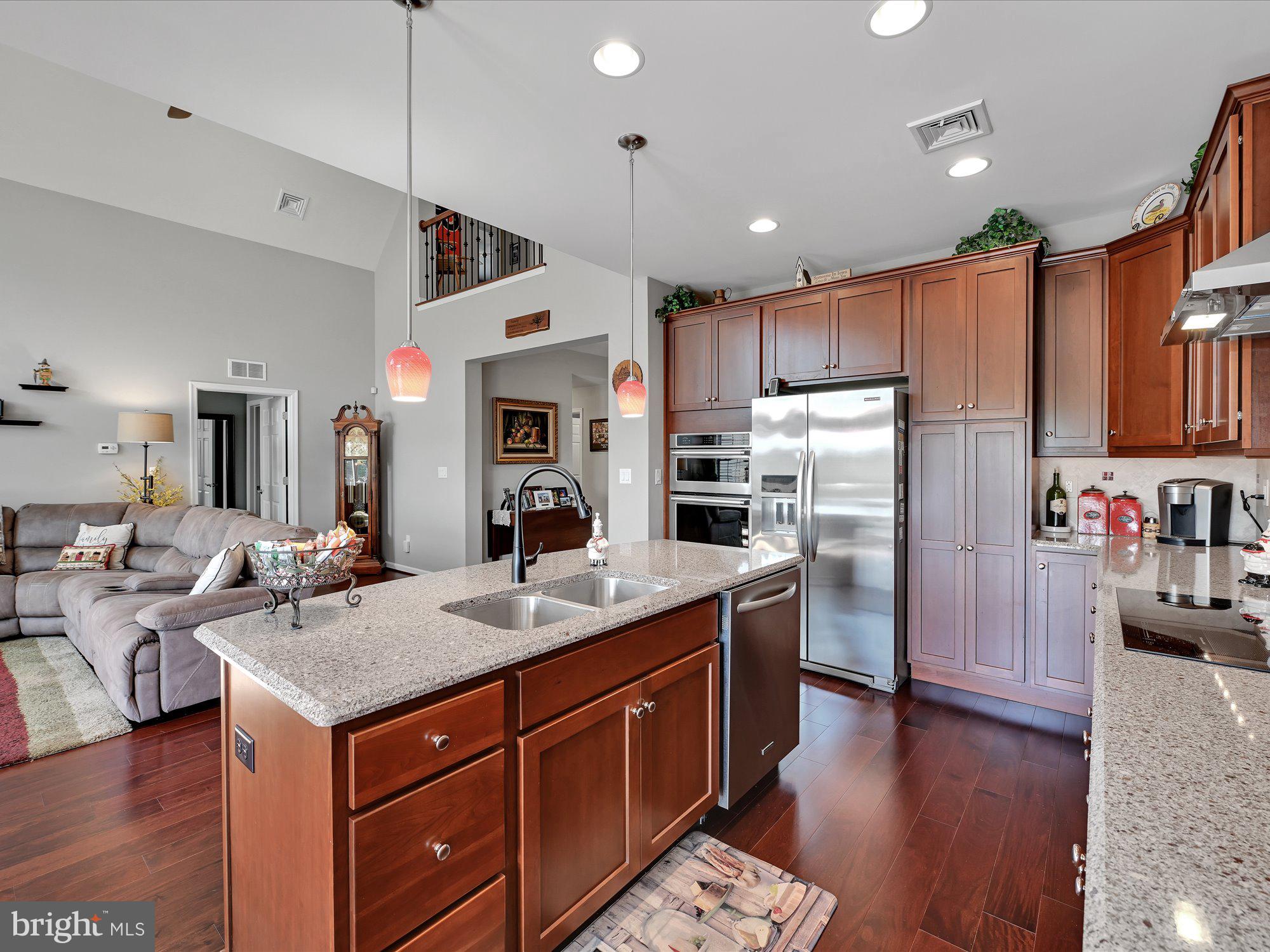 FOUR SEASONS AT ELM TREE - Residential