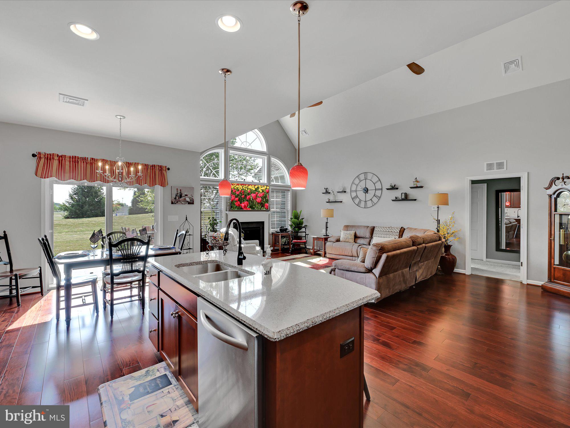 FOUR SEASONS AT ELM TREE - Residential