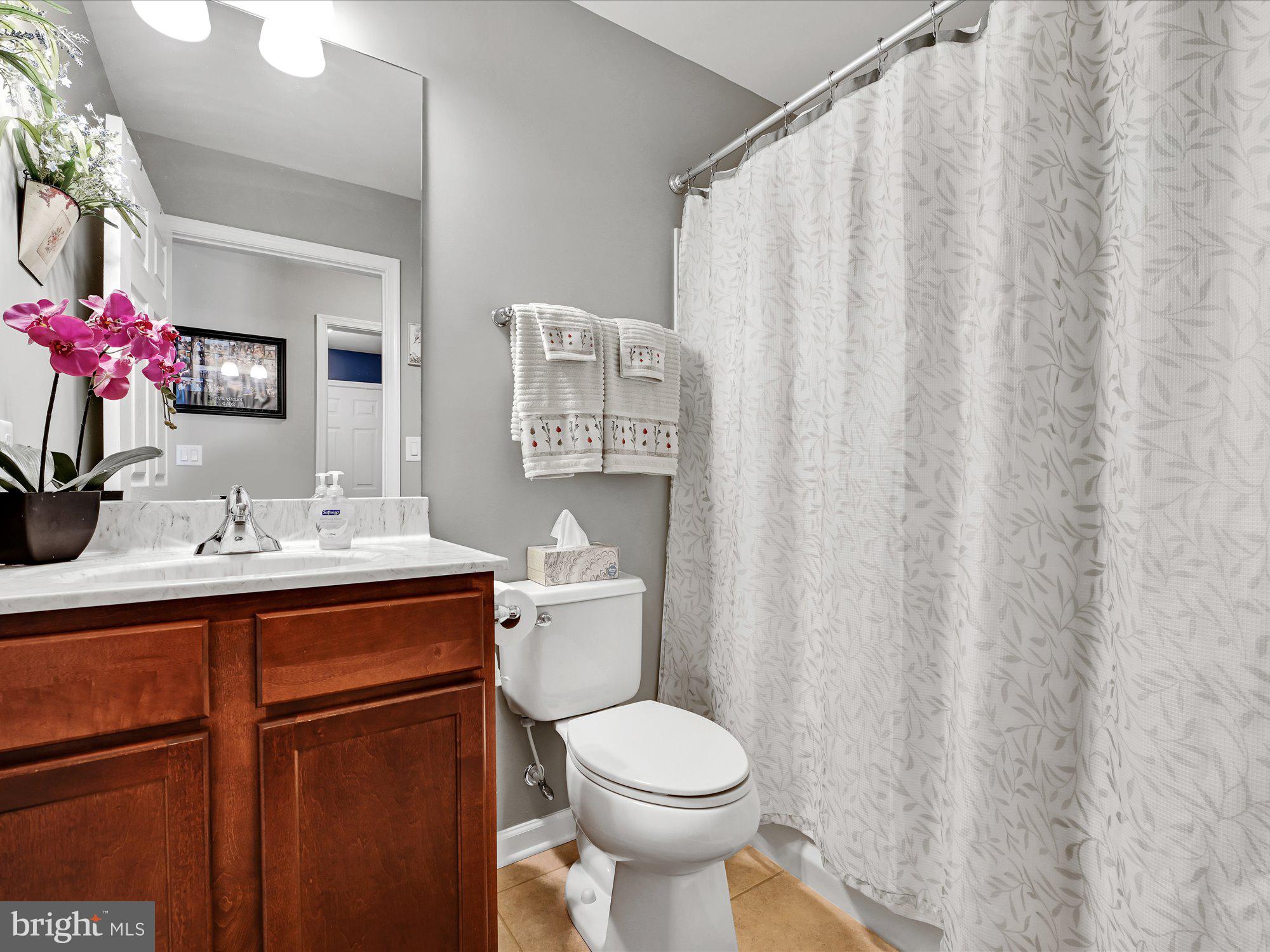 FOUR SEASONS AT ELM TREE - Residential