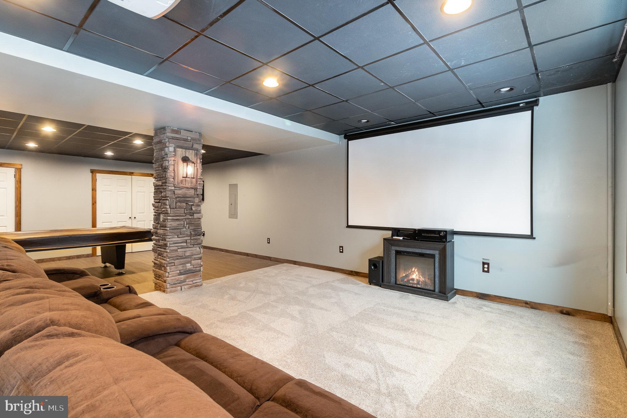 MEMPHORD ESTATES - Residential