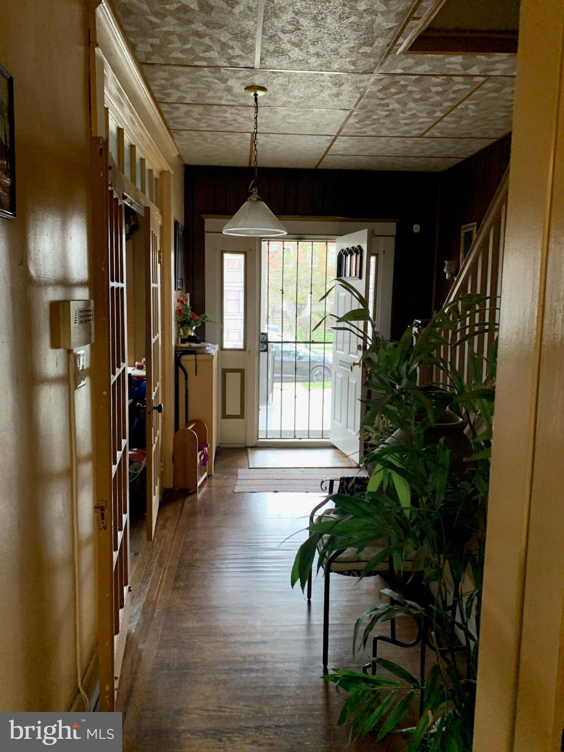 EVERGREEN LAWN - Residential