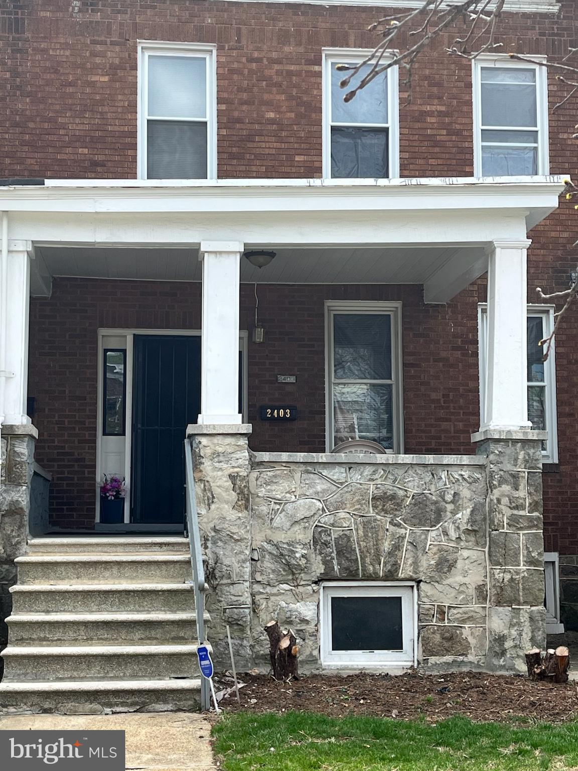 EVERGREEN LAWN - Residential