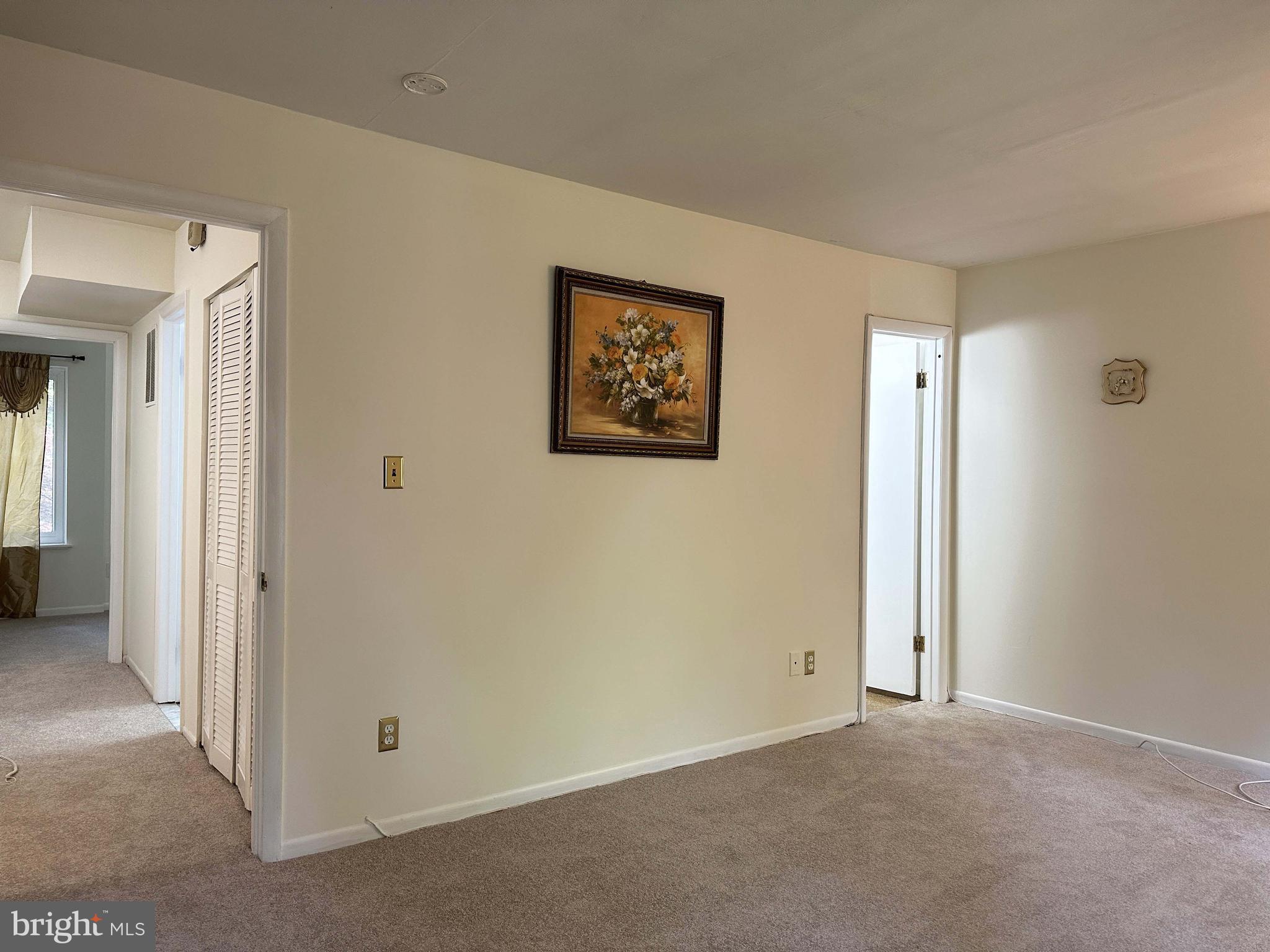 VILLAGE OF HARPERS CHOICE - Residential