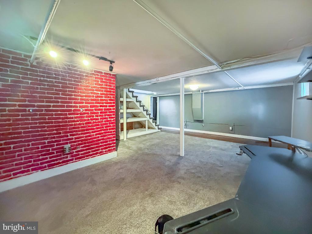 WEST BRISTOL - Residential