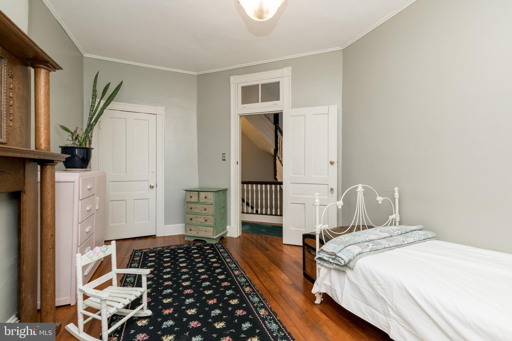 CHARLES VILLAGE - Residential