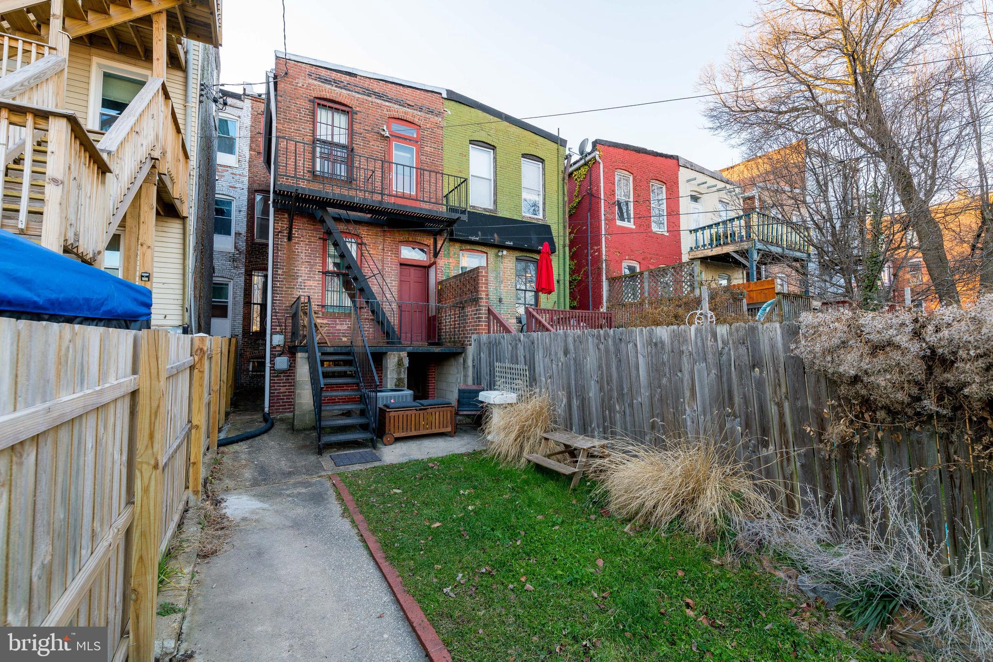 CHARLES VILLAGE - Residential