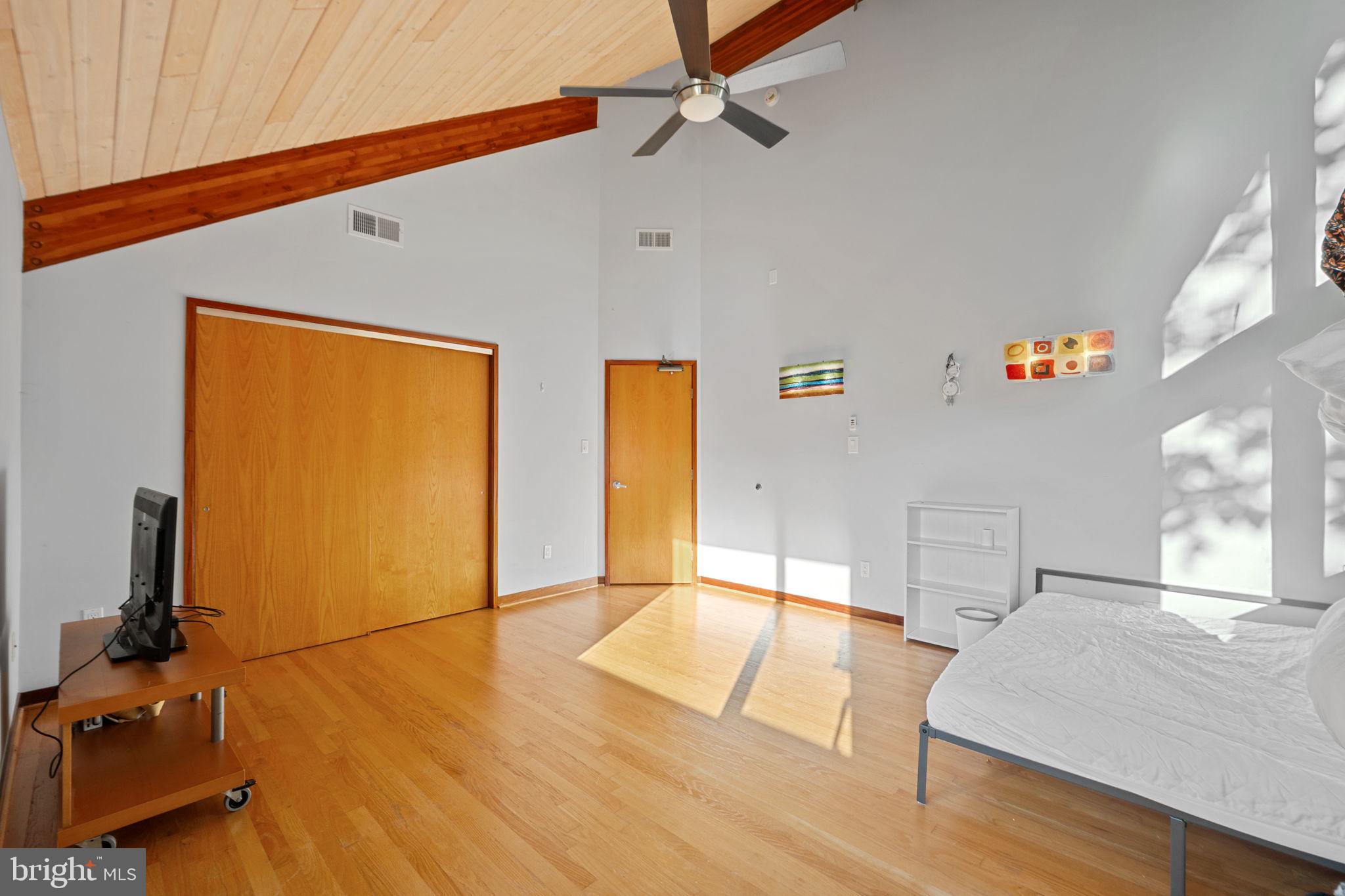 CABIN JOHN PARK - Residential