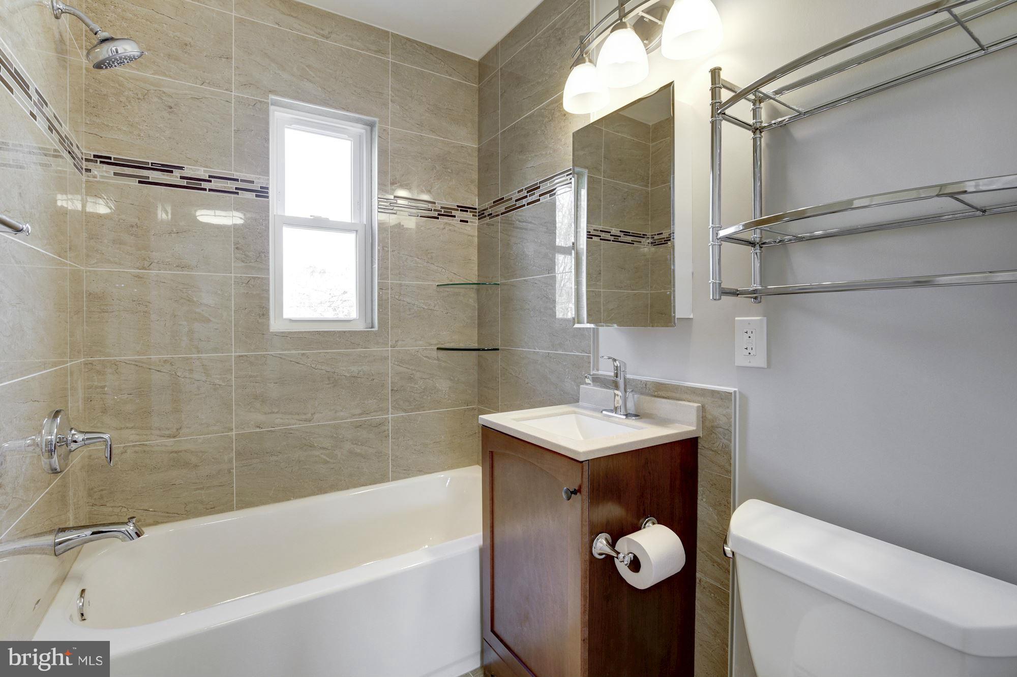 ARLINGTON HEIGHTS - Residential