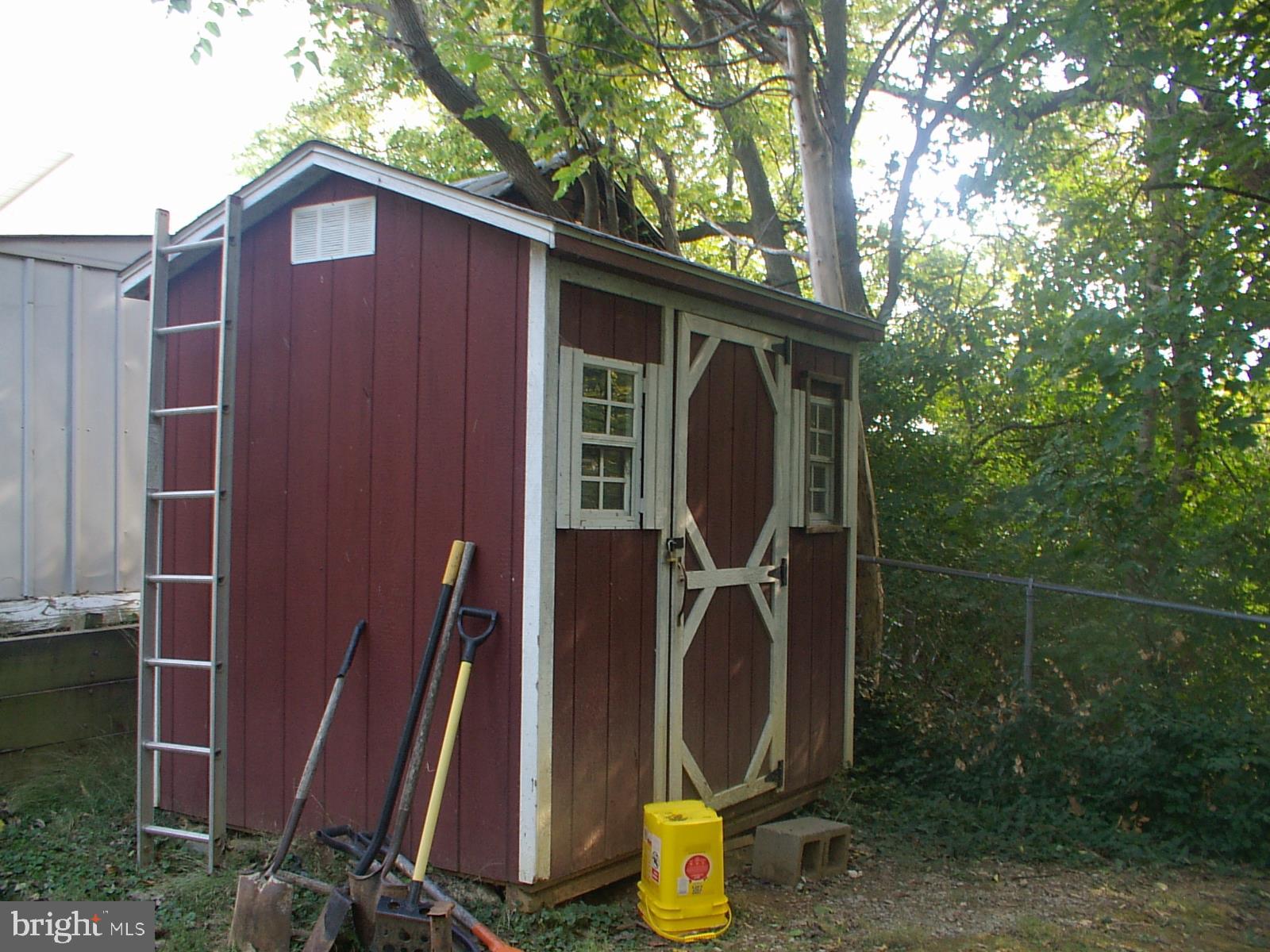 WINCHESTER CITY - Residential