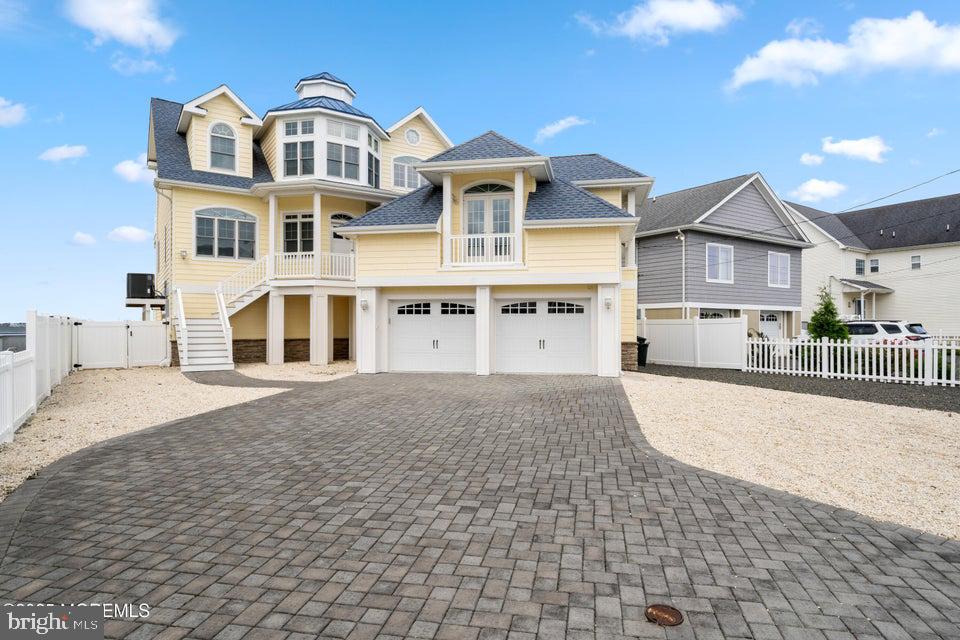 1508 BEACH BOULEVARD