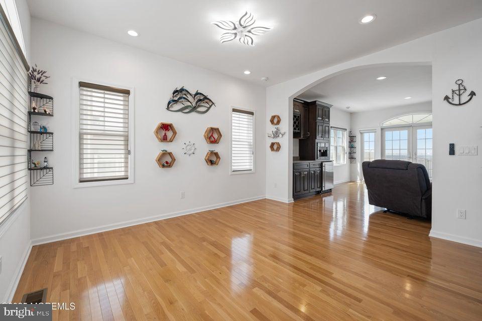 1508 BEACH BOULEVARD