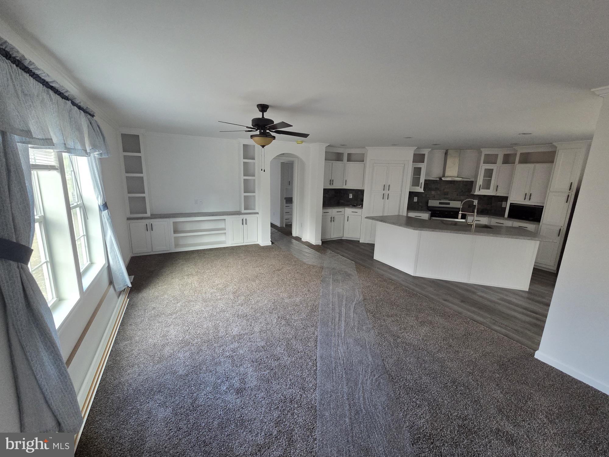 MELODYLAKESCNTRYCLUB - Residential