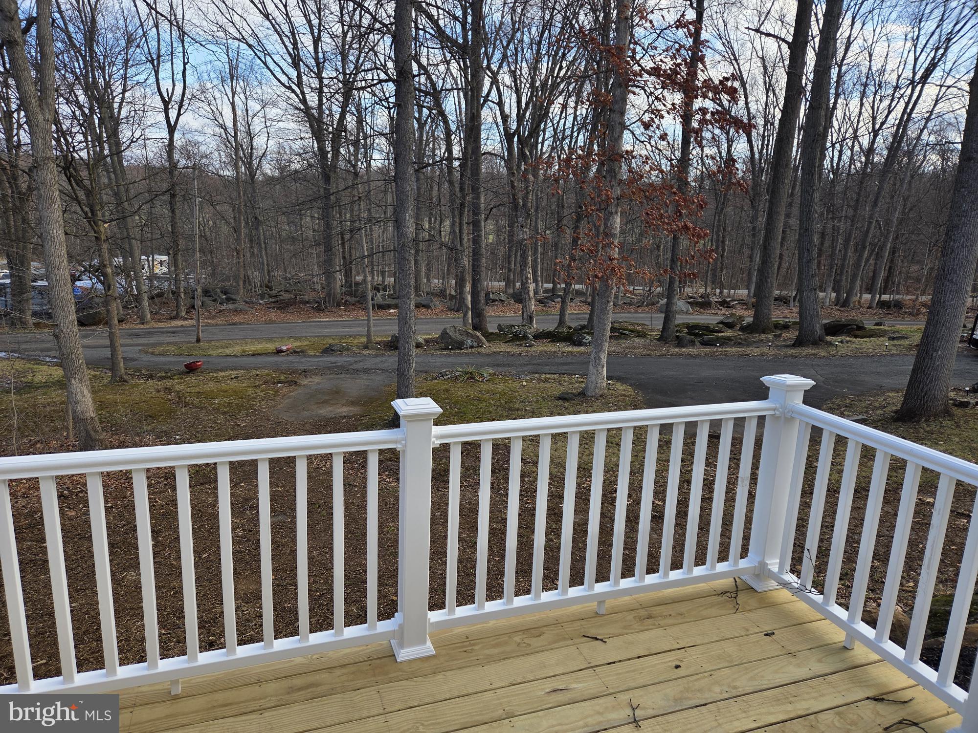 MELODYLAKESCNTRYCLUB - Residential