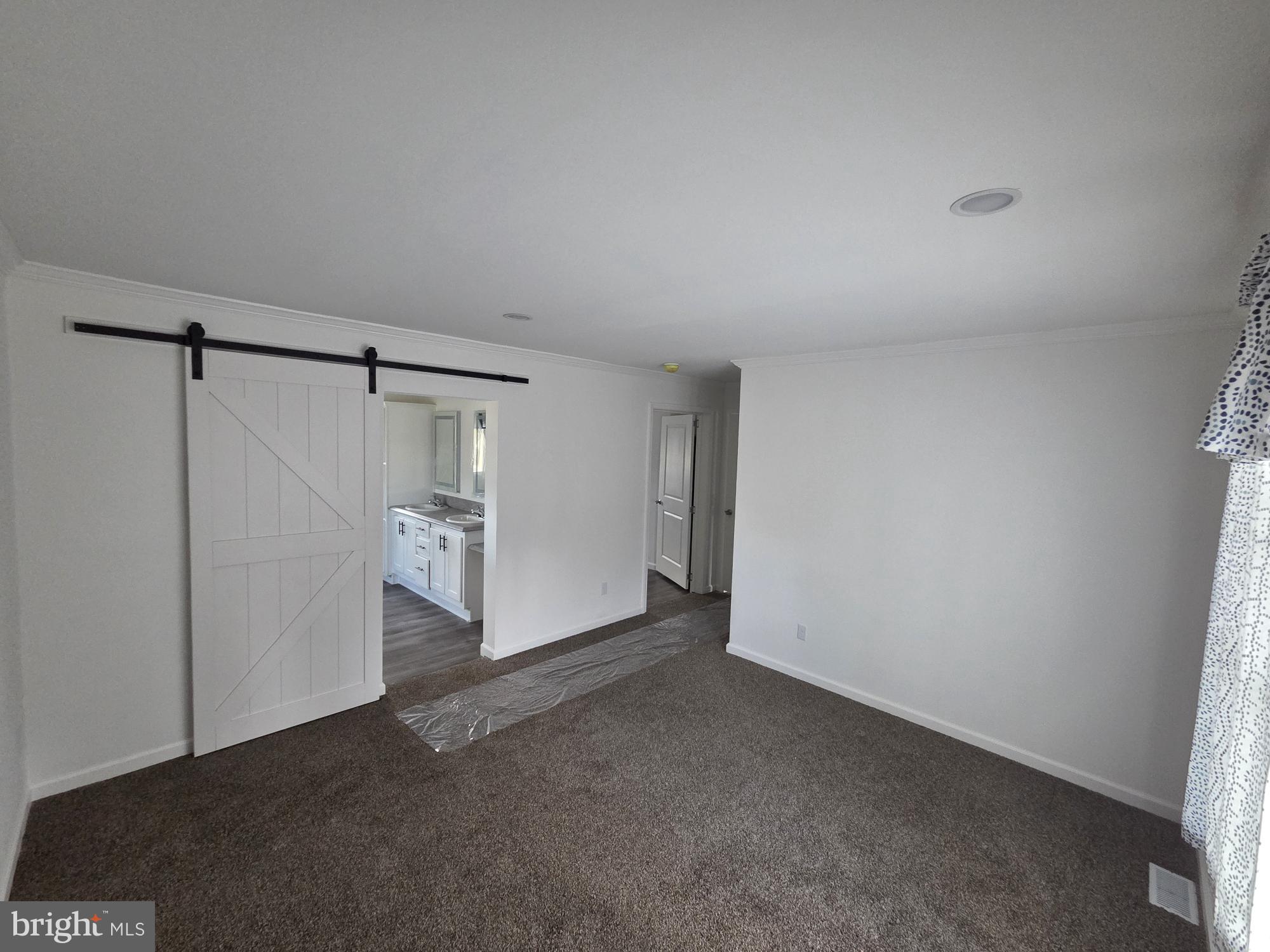 MELODYLAKESCNTRYCLUB - Residential