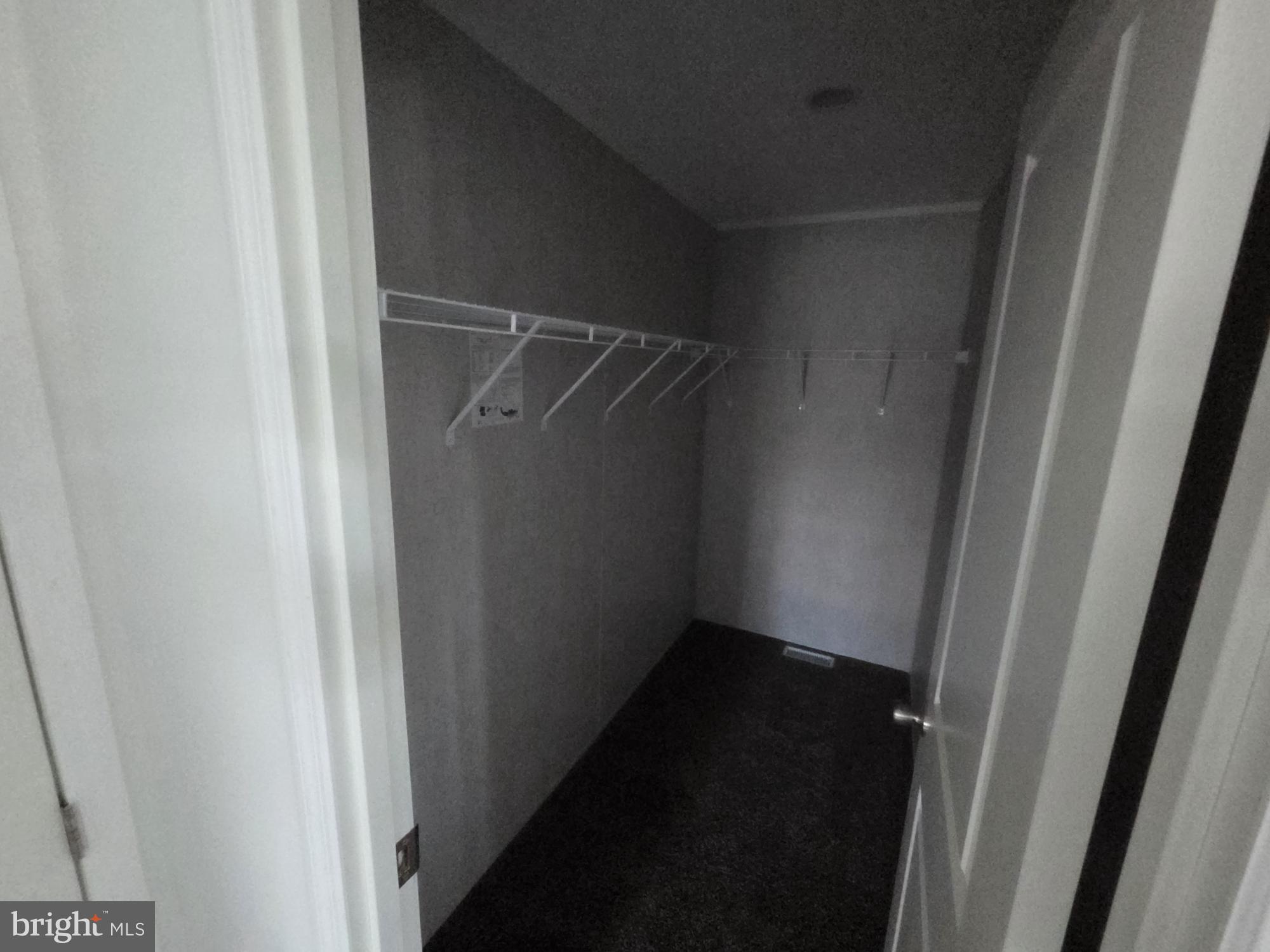 MELODYLAKESCNTRYCLUB - Residential