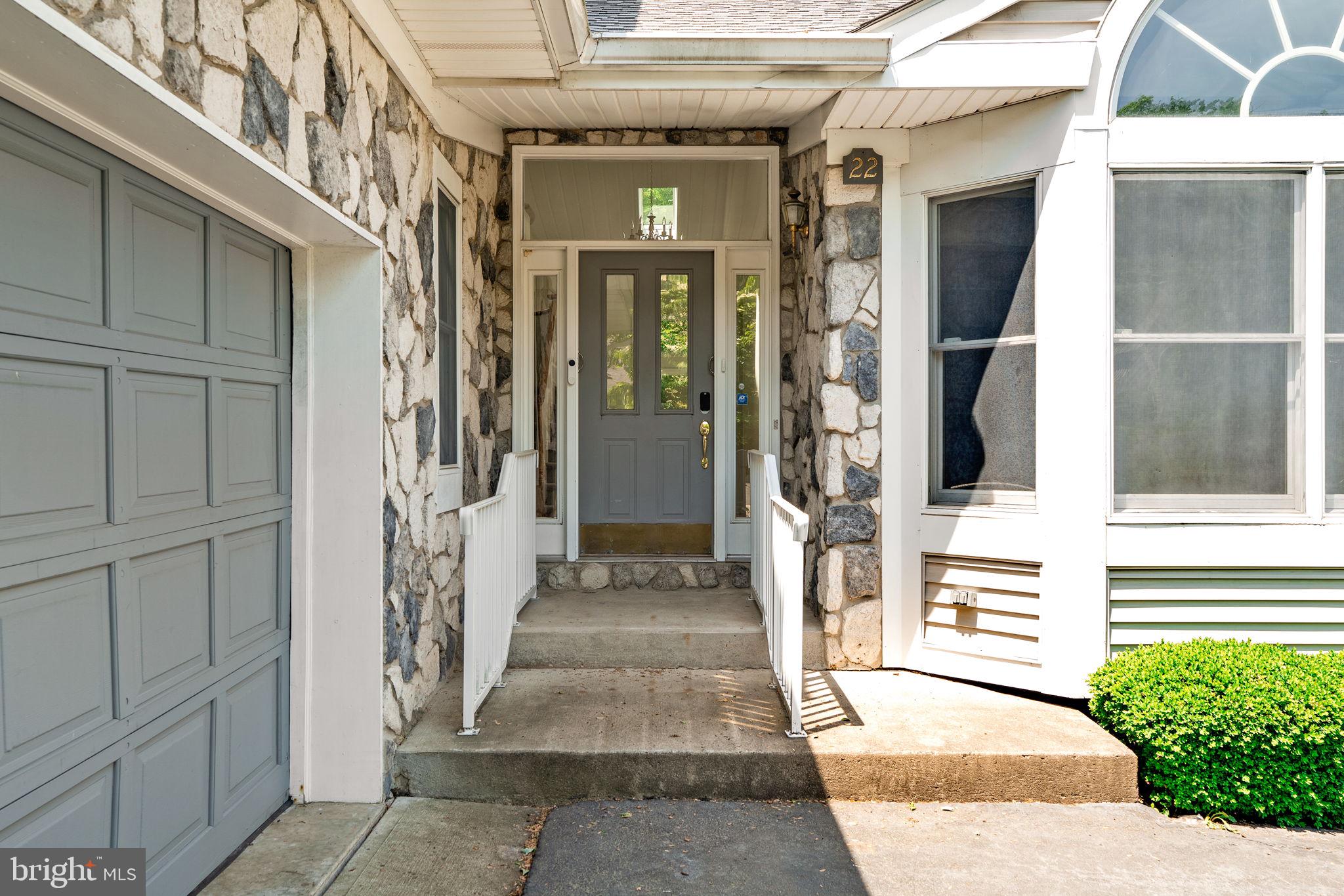 22 BOXWOOD DRIVE
