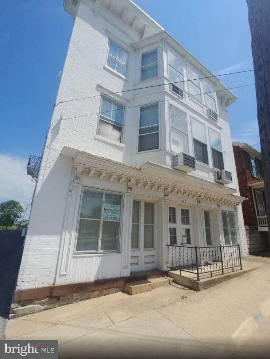 Includes 500 SF of dedicated office space, high end trophy space, open floor plan layout, and 10 foot ceilings. Lease rate does not include utilities, property expenses, or building services.  1-5 year rental term. 
Former printing press / Valley Register historic building in charming downtown Middletown.
Final touches could be made to fit to your needs, zoned for office or retail.  Contact us now for details.