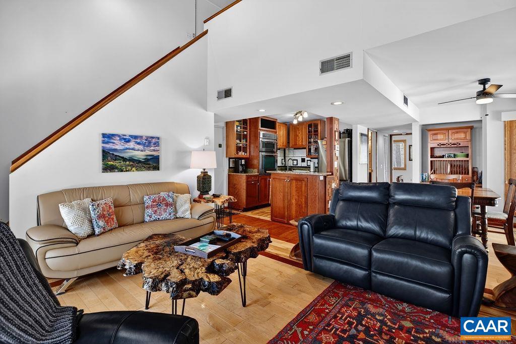 WINTERGREEN RESORT - Residential