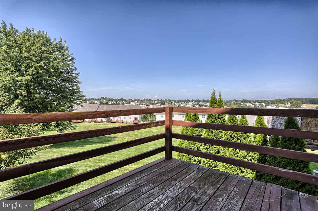 WOODMONT ESTATES - Residential