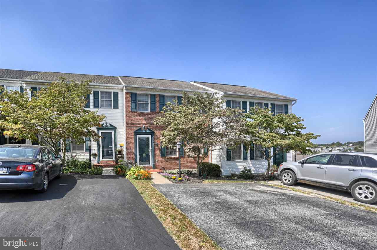 WOODMONT ESTATES - Residential