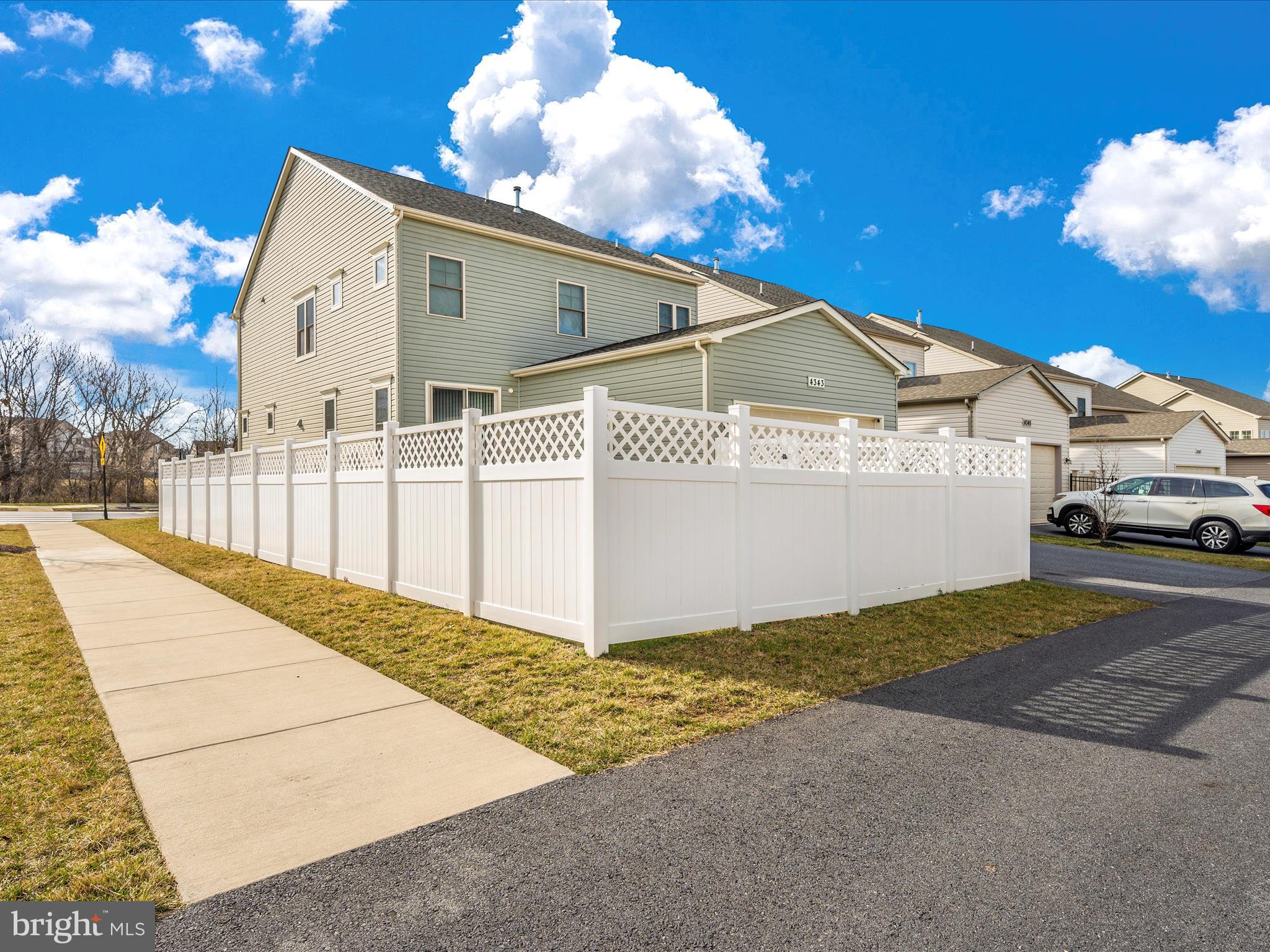 LANDSDALE - Residential